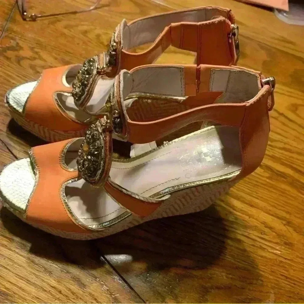 VINCE CAMUTO Peach Women’s Size 6 Heeled Sandal Webbed Shoes - Picture 7 of 16